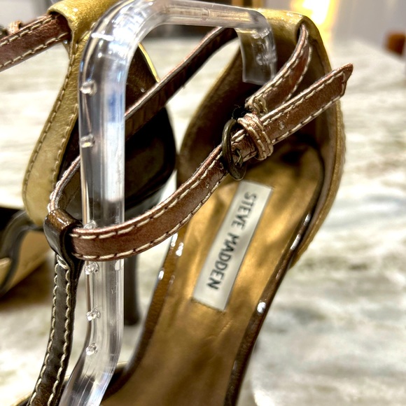 Steve Madden Patent Leather Brown/Gold T-Strap Shoes - Picture 8 of 11